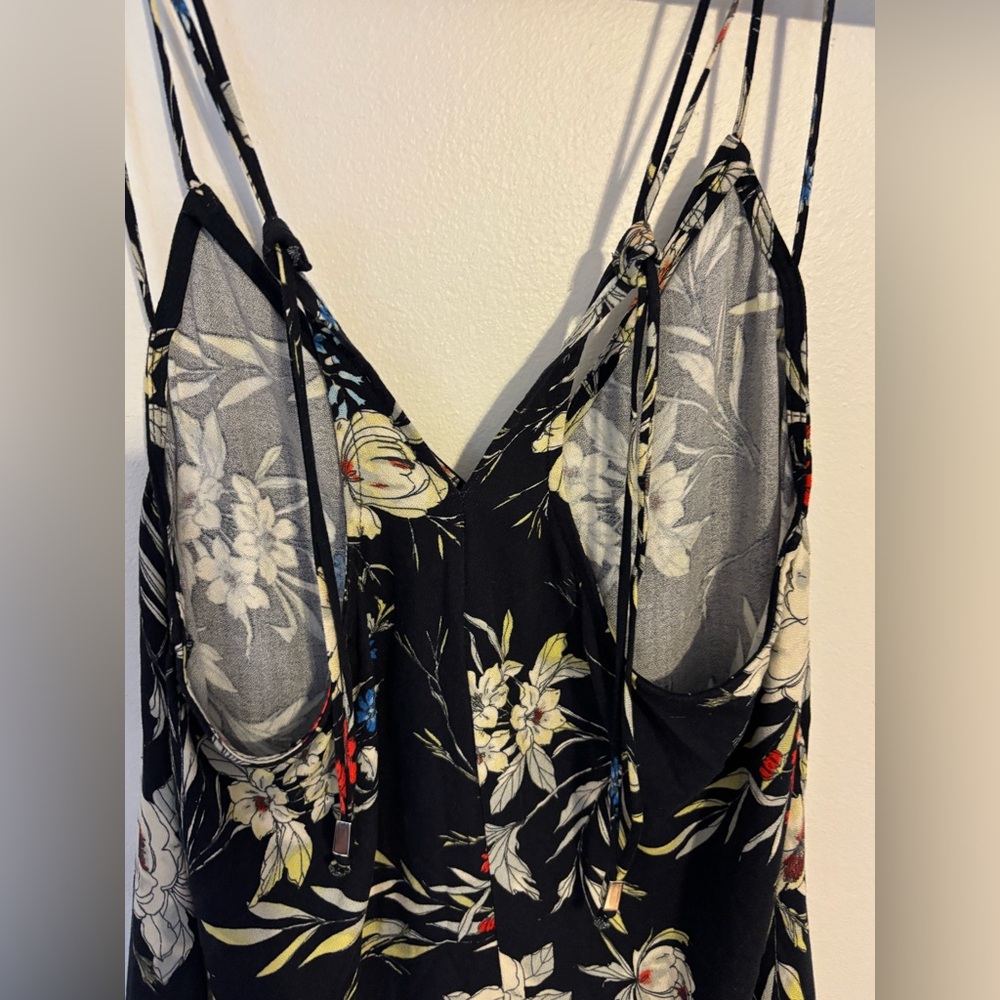 Source Unknown Dark Floral Camisole - Picture 9 of 9